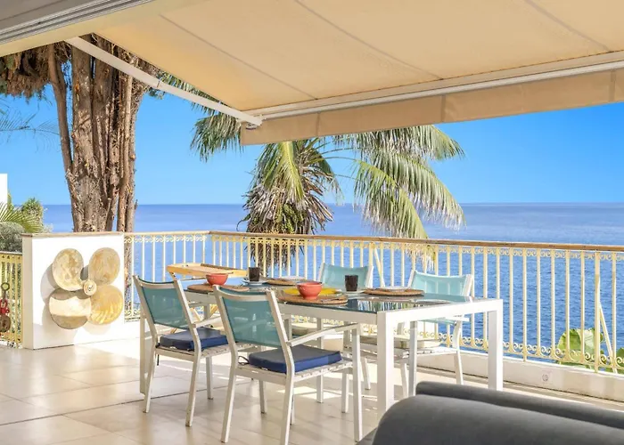 Sea Shore Dio By 加乌拉